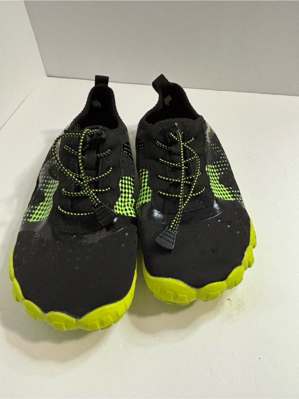 Sport.s Black & Neon Green Athletic Slip-On Shoes Sz 40/9